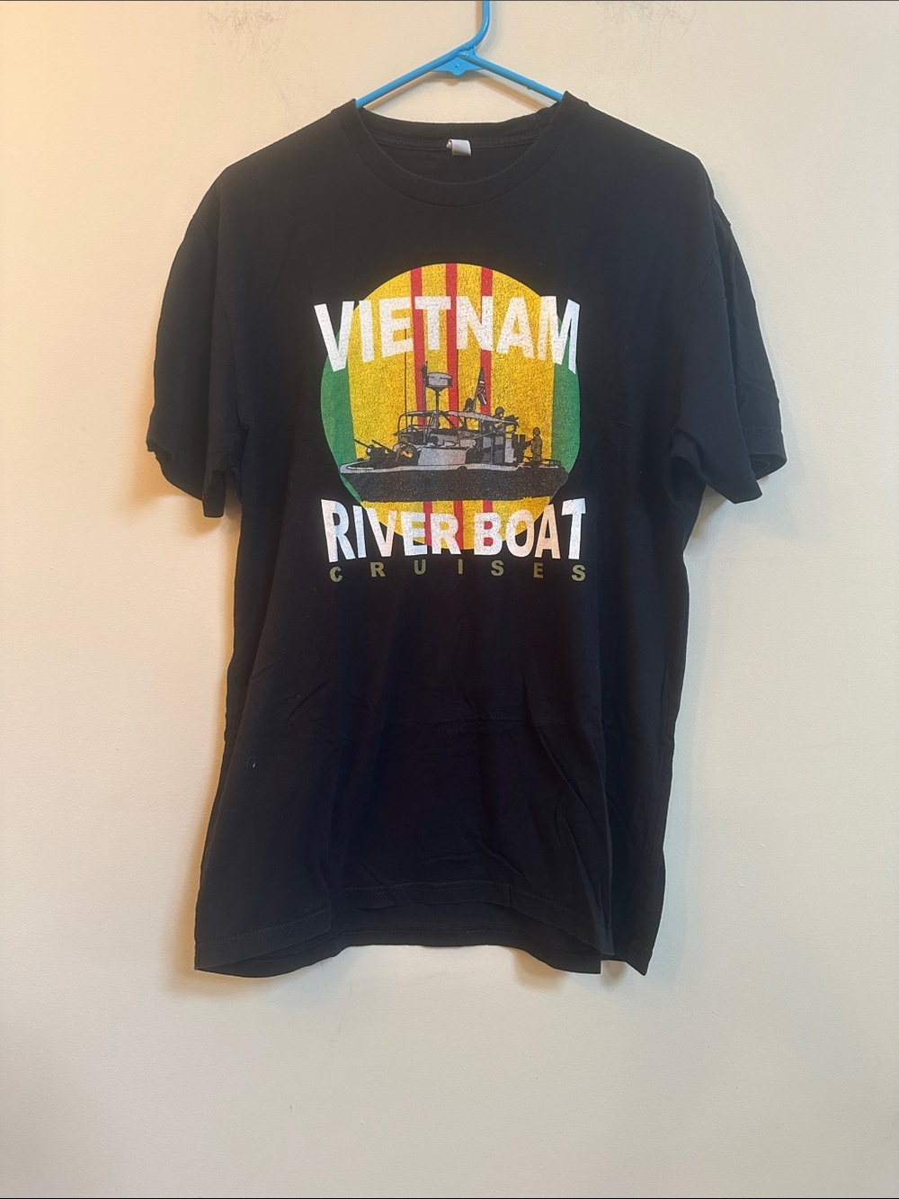 Vietnam River Boat Cruises Graphic T‑Shirt - Black
